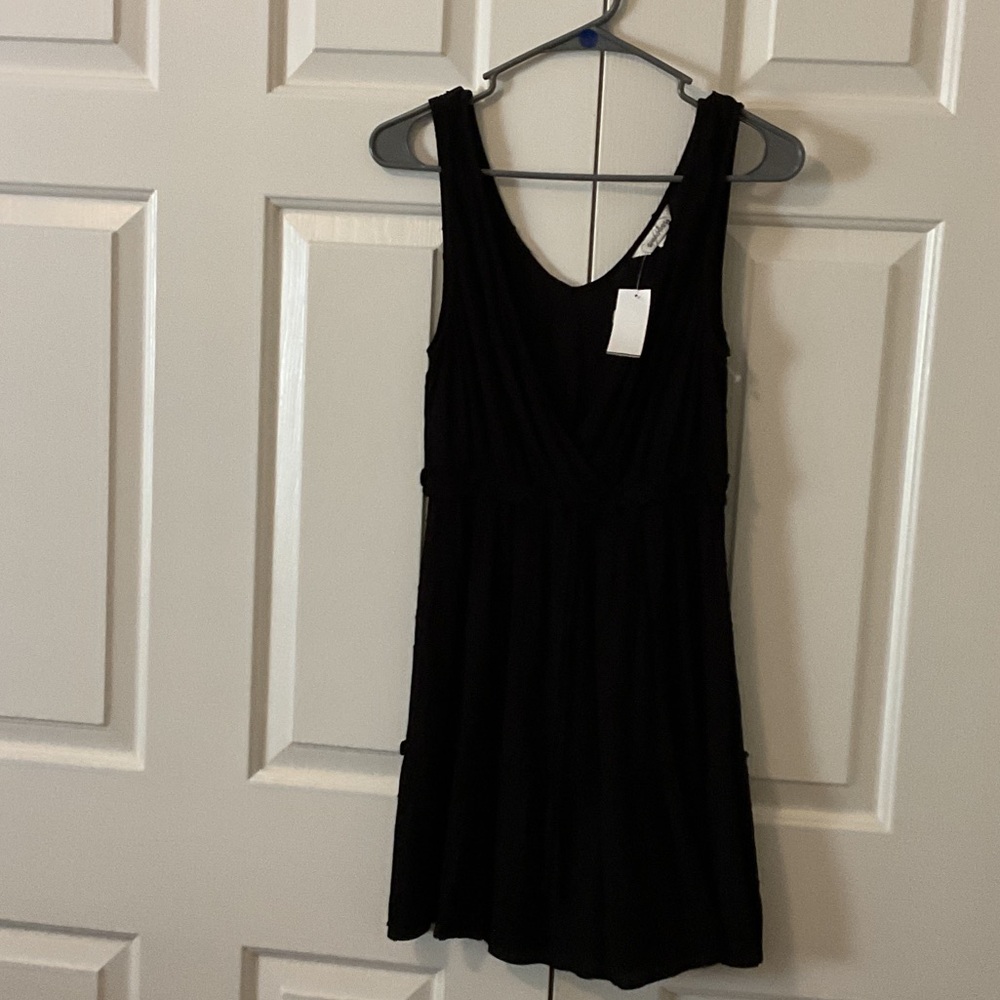 Speechless Elegant Black Garment